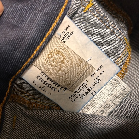 Diesel dark denim jeans size 24 skinny jeans - Picture 3 of 5